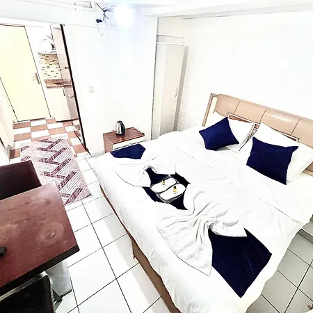 Taksim White House アパートホテル