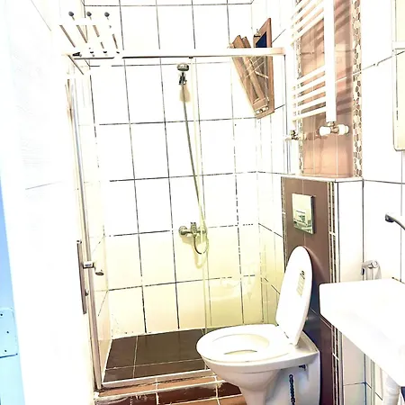 Taksim White House Apartmanhotel 3*