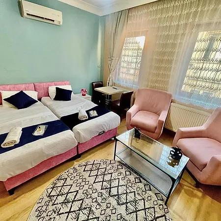 Taksim White House